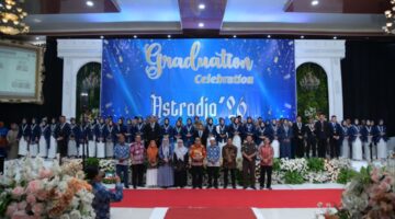 Acara Kelulusan Siswa/I SMA Negeri 2 Muara Enim Adalah Inisiatif Wali Murid Bukan Pihak Sekolah