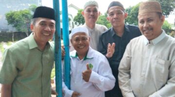 Alumni PGAN 91 Palembang Hadiri Pemakaman Orang Tua Kepala Kantor Kementerian Agama Kabupaten OKU