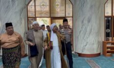 Kapolri Silahturahmi dengan Habib Umar bin Hafidz, Perkuat Sinergi Ulama dan Polri