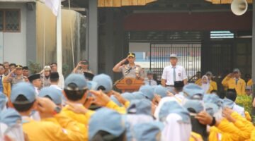 Kapolres Rejang Lebong Hadir Di SMA 1 : Polisi Peduli Pendidikan, Bangun Generasi Berkarakter